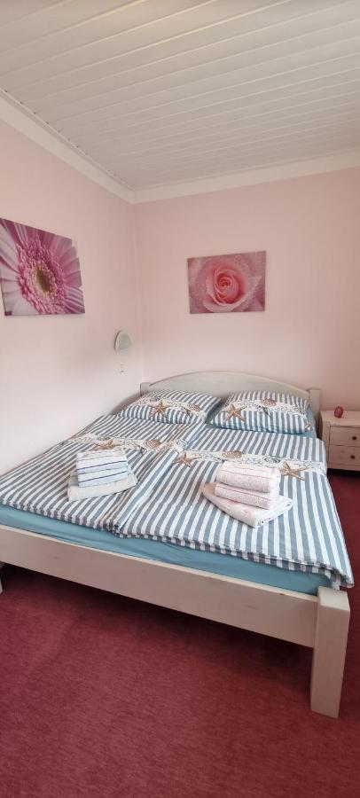 Haus Pamir Apartment Busum Bagian luar foto